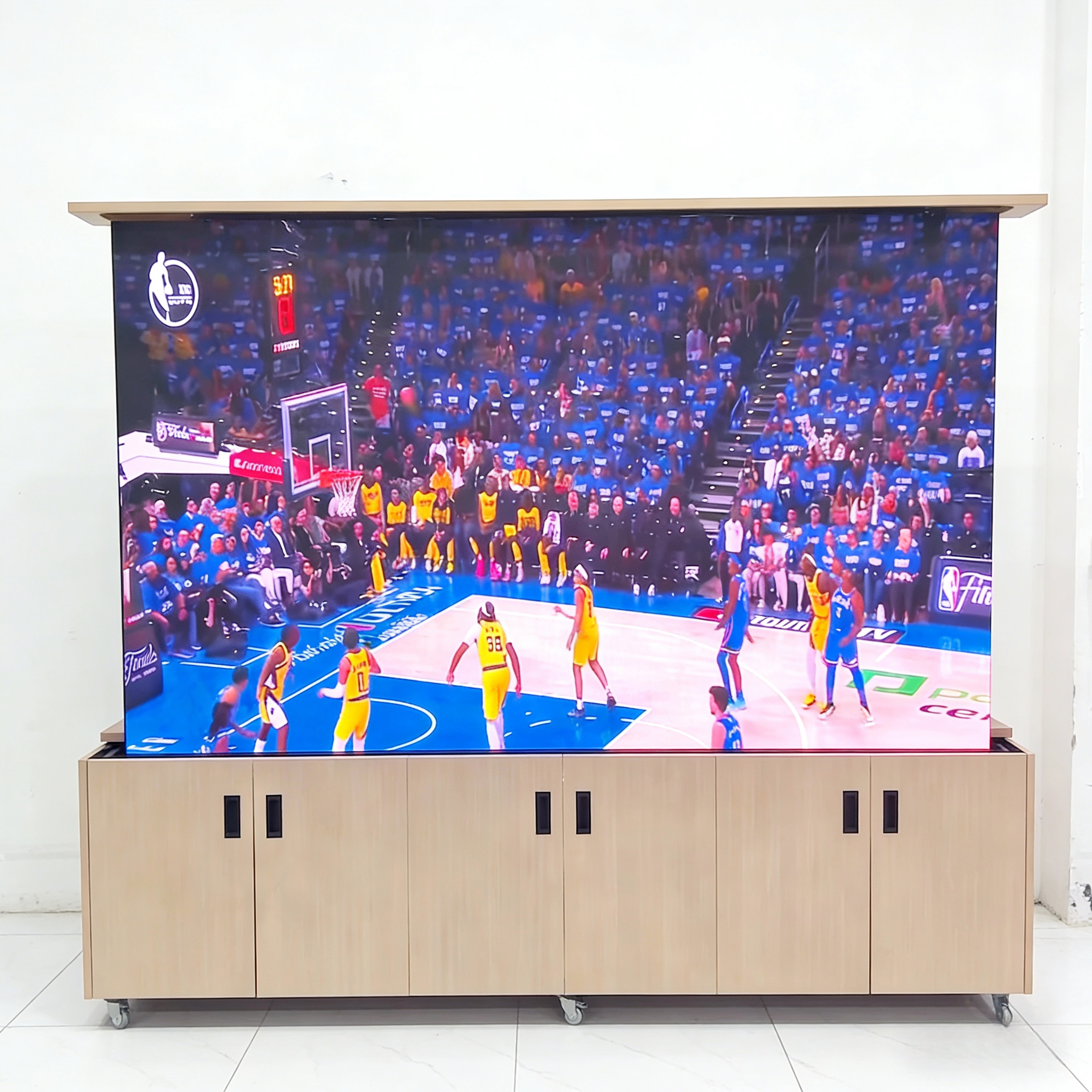 Рулонный LED-телевизор